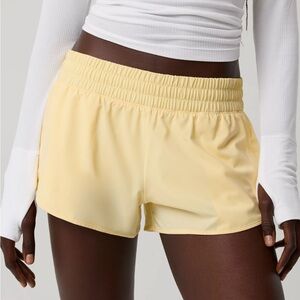 Offline By Aerie 2" Hot Stuff Shorts Butter Yellow Medium Lightweight Gym Run
